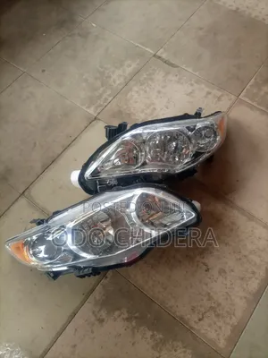 Head Lamp Corolla 2010