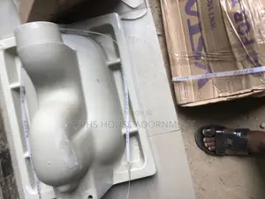 Squatting Pan