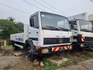 Mercedes Benz 814 Truck Pickup