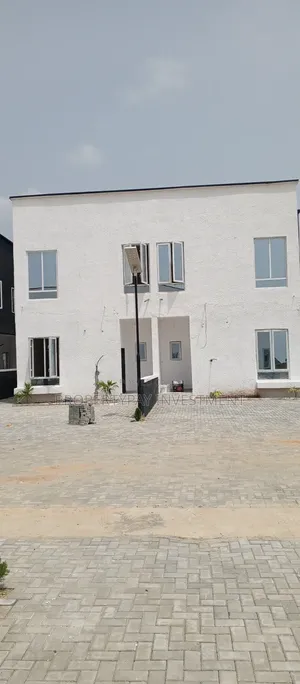 3bdrm Duplex in Lekki Expressway for sale