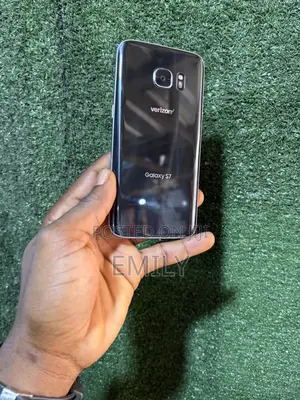 Samsung Galaxy S7 32 GB Black