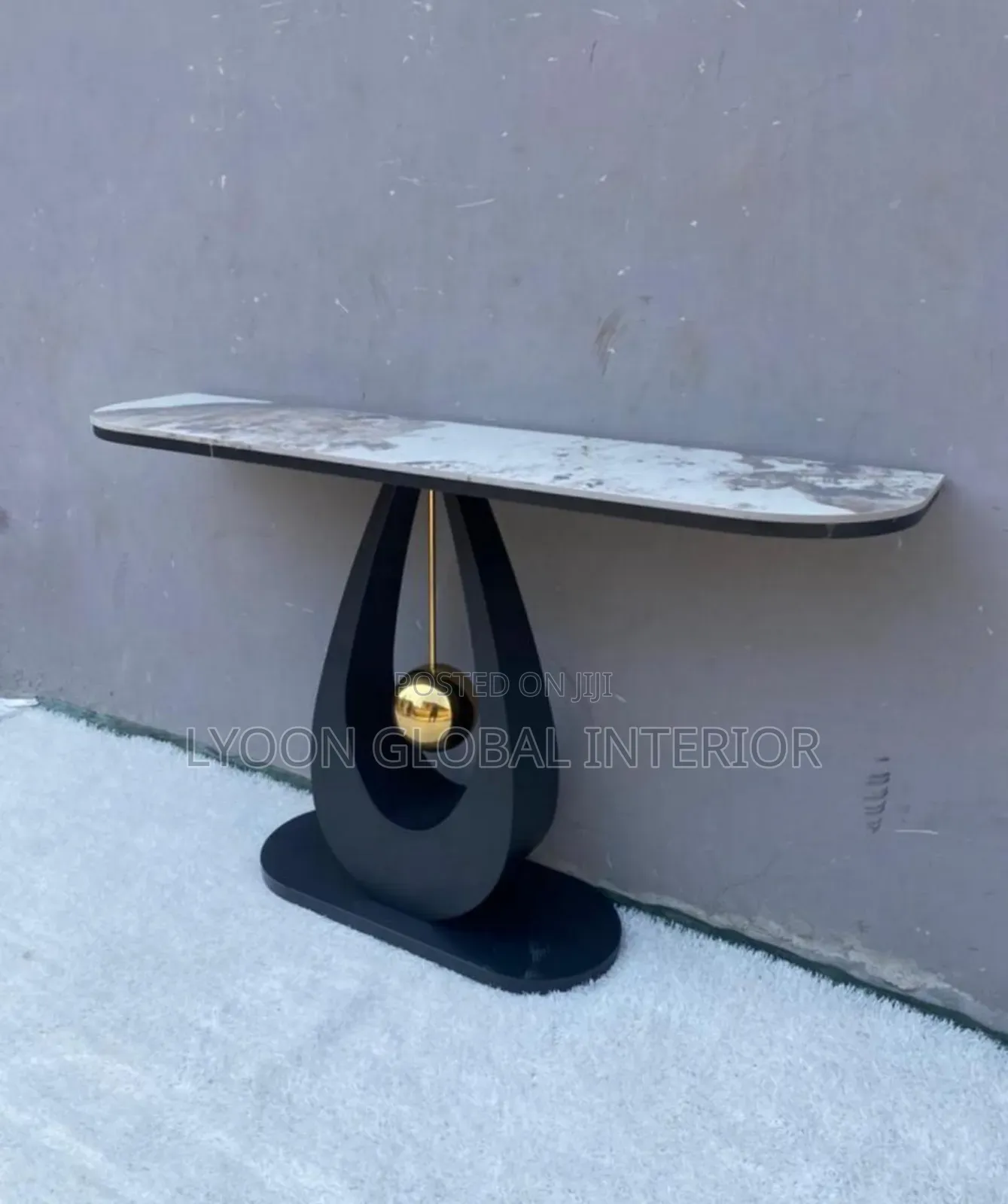 Classic Marble Console Stand
