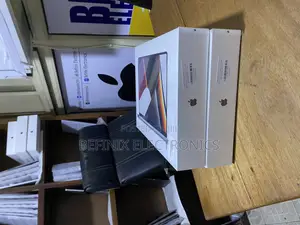 New Laptop Apple MacBook Pro 2021 M1 16GB Apple M1 Pro SSD 512GB