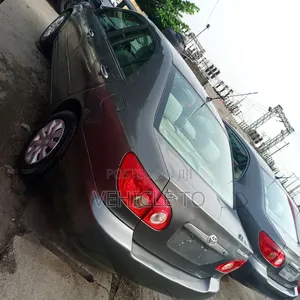 Toyota Corolla 2006 Gray