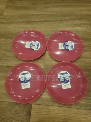 4 Set of Arty Pink Glass Dinner Plates