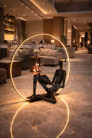 Luxury Sculpture Floor Light