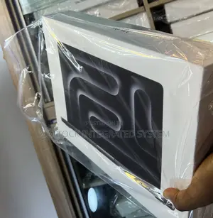 New Laptop Apple Macbook Pro 2025 M5 14-inch 24GB Apple M5 SSD 512GB