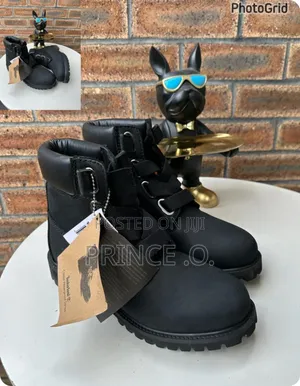 Lips Stick Timberland Boot