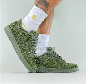 Luxury Crystal Stone Nike Sb Dunk Low Sneakers