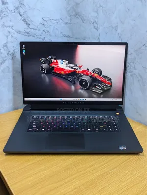 Laptop Dell Alienware m17 R5 16GB AMD Ryzen 9 SSD 1T