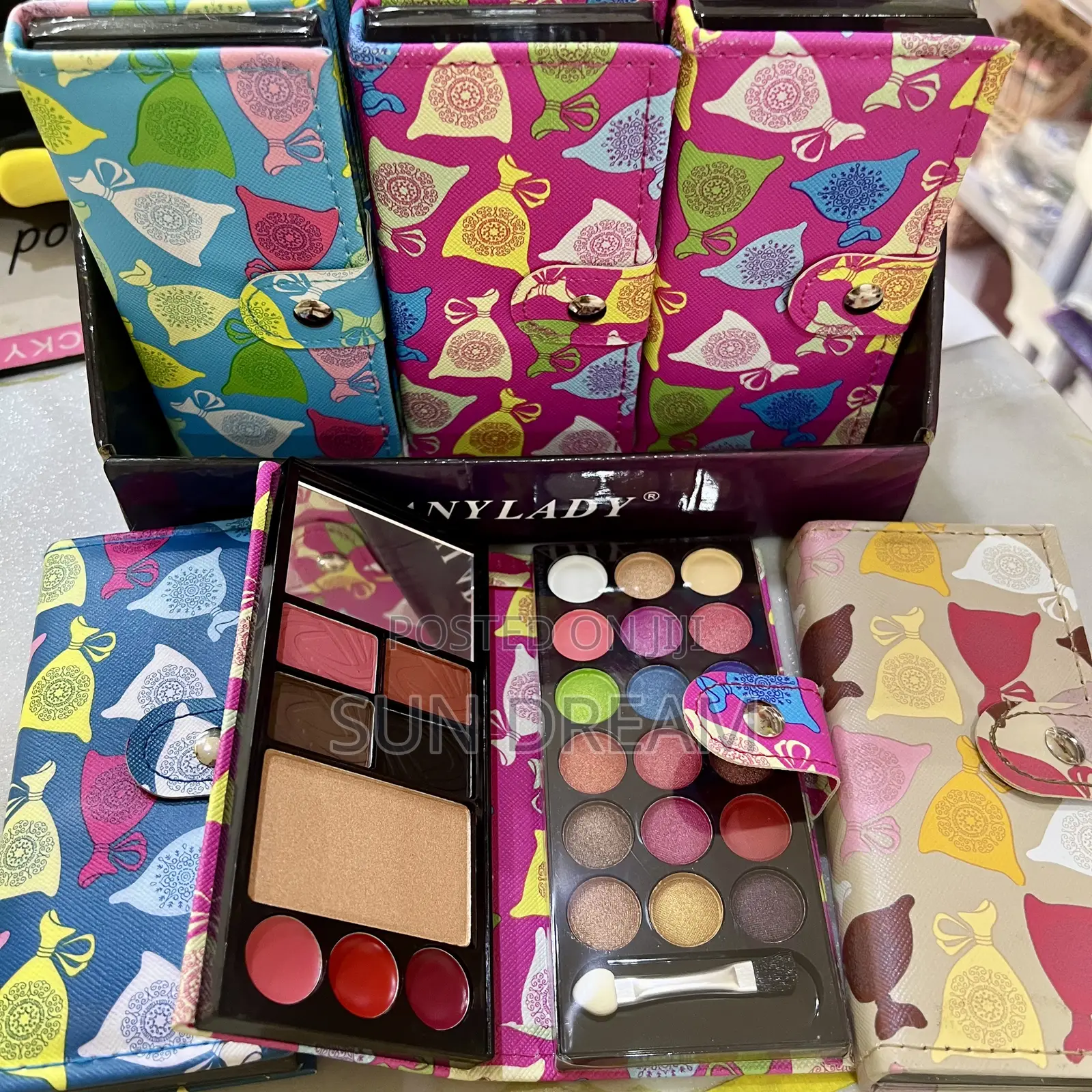 Eyeshadow Make Up