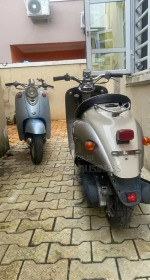 Yamaha 1999