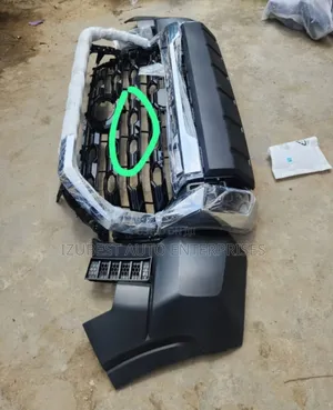 Complete Front Bumper Tundra 2025