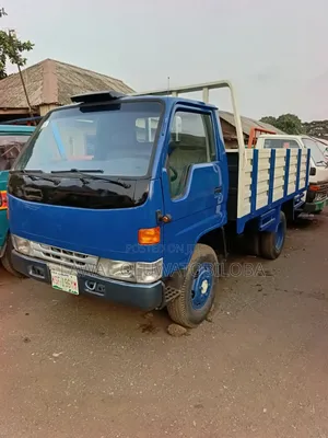 Few Month Used Toyota Dyna 200 2rz Petrol Engine