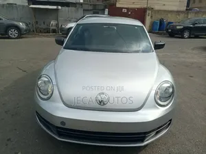 Volkswagen Beetle 2012 Silver