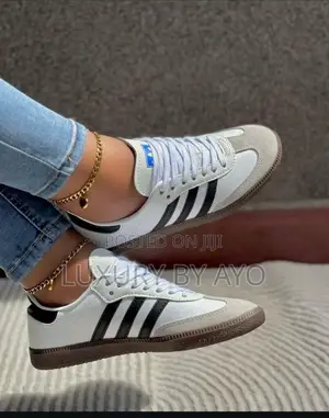 Adidas Samba Sneakers