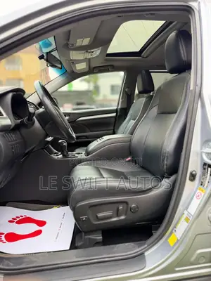 Toyota Highlander 2016 Silver