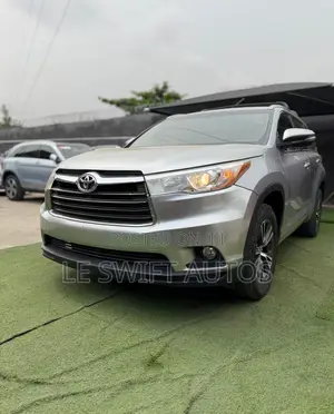 Toyota Highlander 2016 Silver