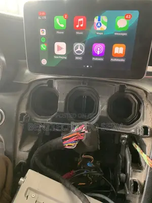 205 (C300)2015 Apple Carplay