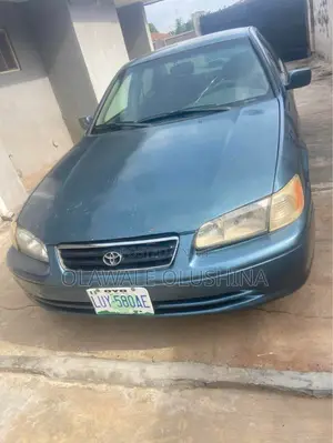 Toyota Camry 2001