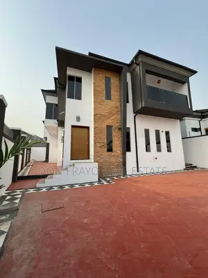 4bdrm Duplex in Carlton Gate Estate, Akobo for sale