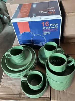 Luxury 16pcs Dinner Set 
Tee Green 