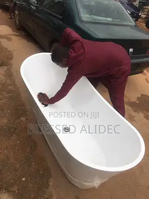 Standing Alone Bathtub
