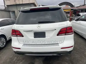 Mercedes-Benz GLE-Class 2016 White