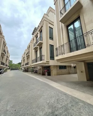 5bdrm Duplex in Ikoyi for rent