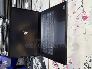 Laptop Razer Blade 32GB Intel Core i7 SSD 2T