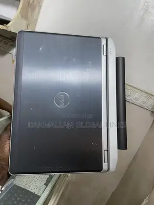 Laptop Dell Latitude e6230 4GB Intel Core i7 HDD 320GB