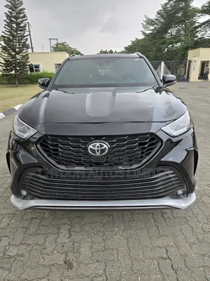 Toyota Highlander XSE 2022 Black