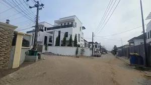 5bdrm Duplex in Opic Isheri North for sale