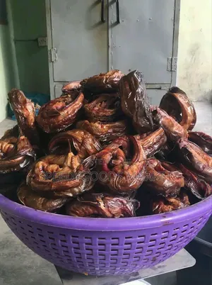 1kg Oven Dried Catfish (10-12pieces)