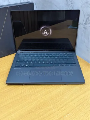 Laptop Asus Zenbook Duo 14 32GB Intel Core Ultra 9 SSD 2T