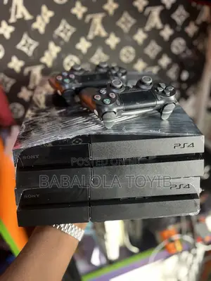 Ps4 Console