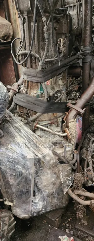 Toyoa 3ur Engine