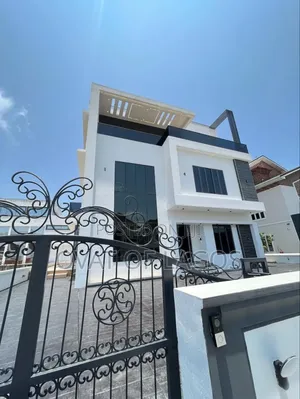 5bdrm Duplex in Pinnock Beach Estate, Lekki for sale