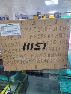 New Laptop MSI Raider GE78 32GB Intel Core i9 SSD 1T