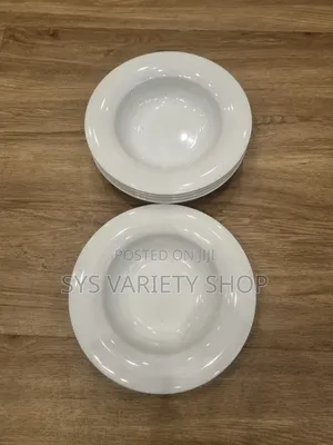 5 PCS of Yong Enzo White Plates