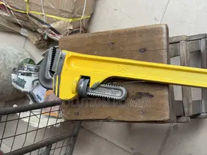 36” Pipe Wrench