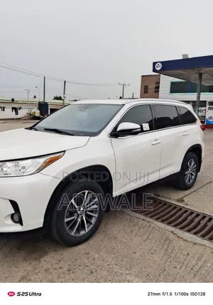 Toyota Highlander 2019 White