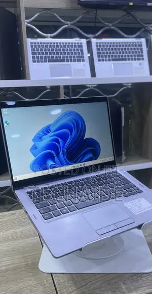 Laptop Dell Latitude 5310 16GB Intel Core i5 SSD 256GB