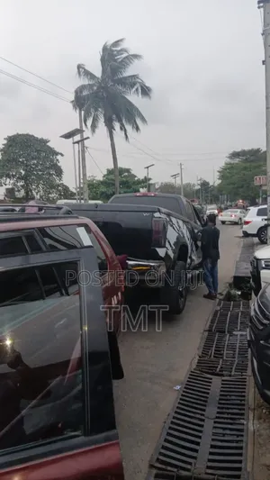 Towing Vehicle Service