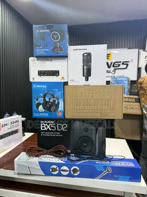 Complete Studio Setup - Studio Equipment Pack Of Maudio Bx5 D2