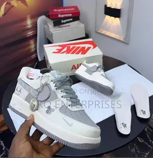 Nike Fashion Shoe
