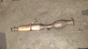 Center Catalyst For Toyota Sienna 4 By 4 Or Four Wheel Drive 2005-2009