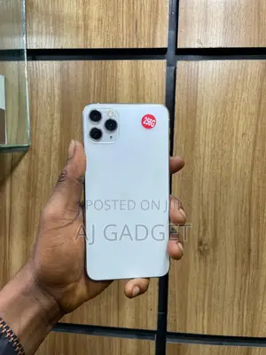 Apple iPhone 11 Pro Max 256 GB White