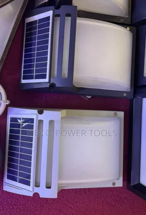 Solar Fence and Wall Lights