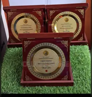 Wooden Plaquefb9zz